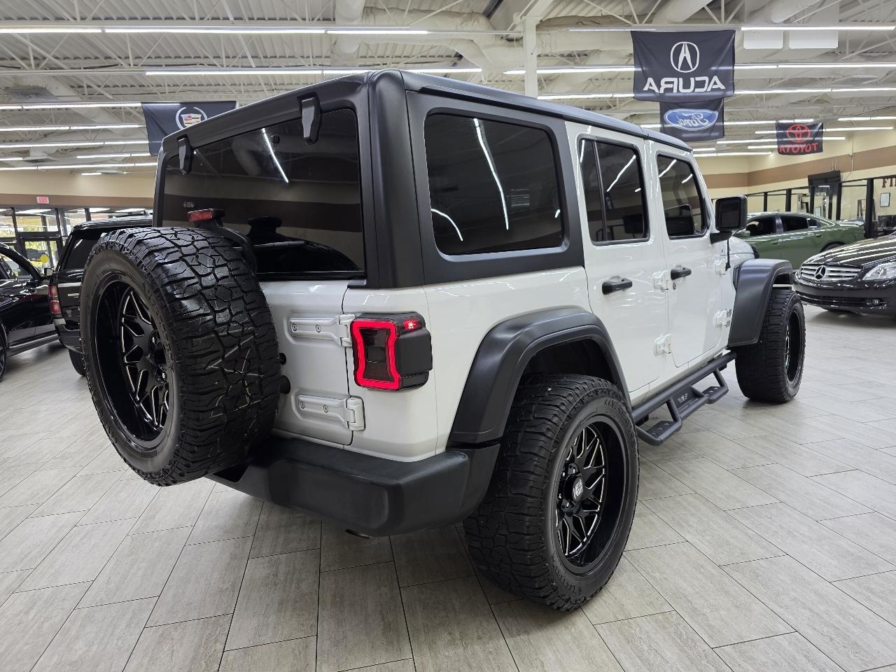 Jeep Wrangler  2021