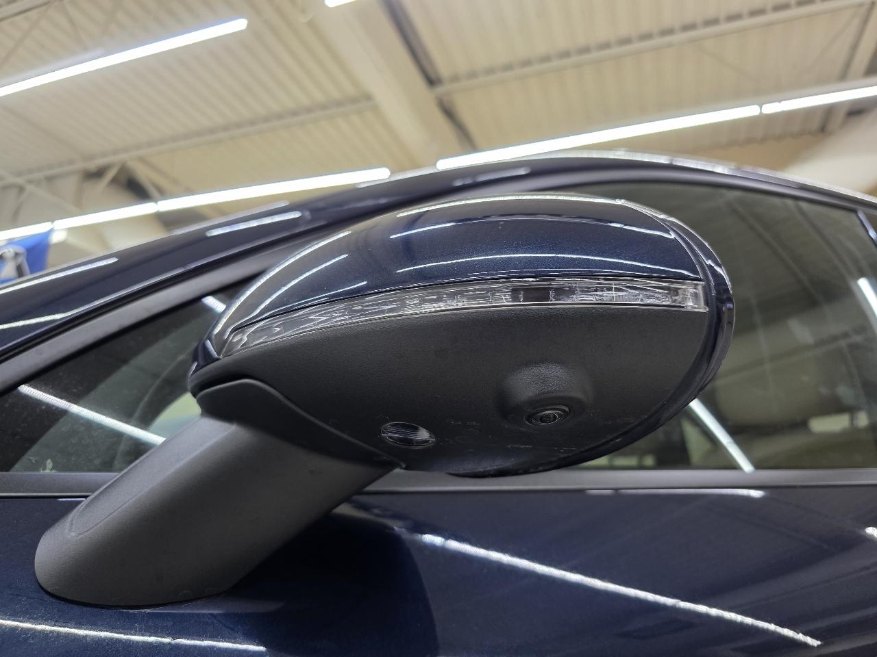 Porsche Macan Base 2021
