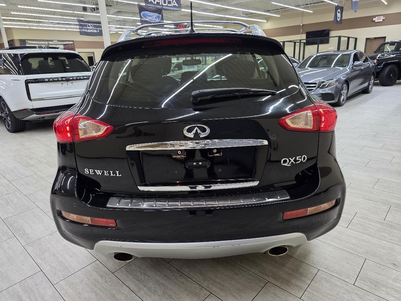 Infiniti QX50 Base RWD 2017