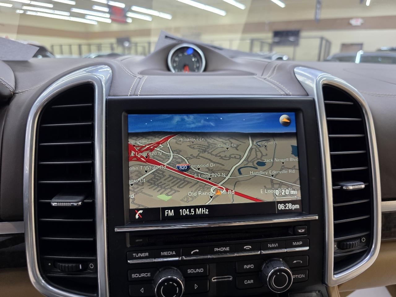 Porsche Cayenne Base 2016