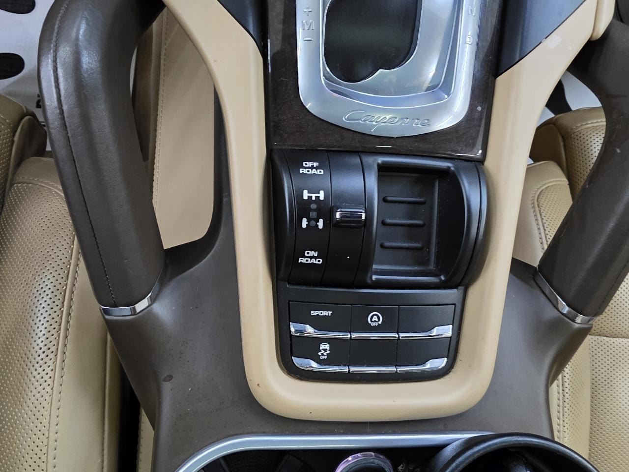 Porsche Cayenne Base 2016