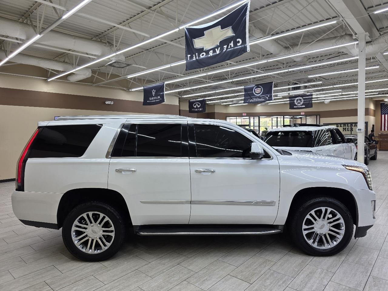 Cadillac Escalade  2016