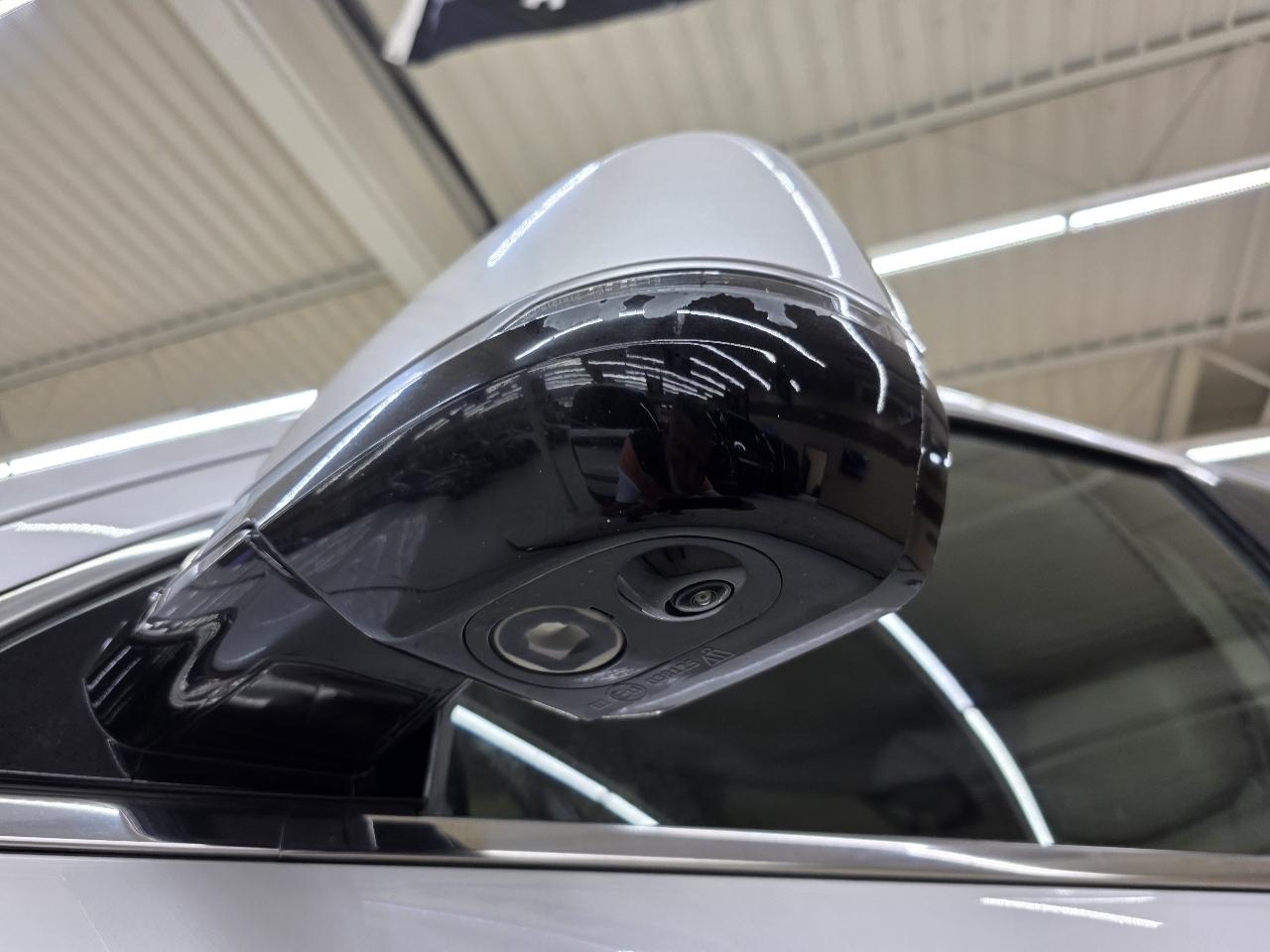 Cadillac Escalade  2016