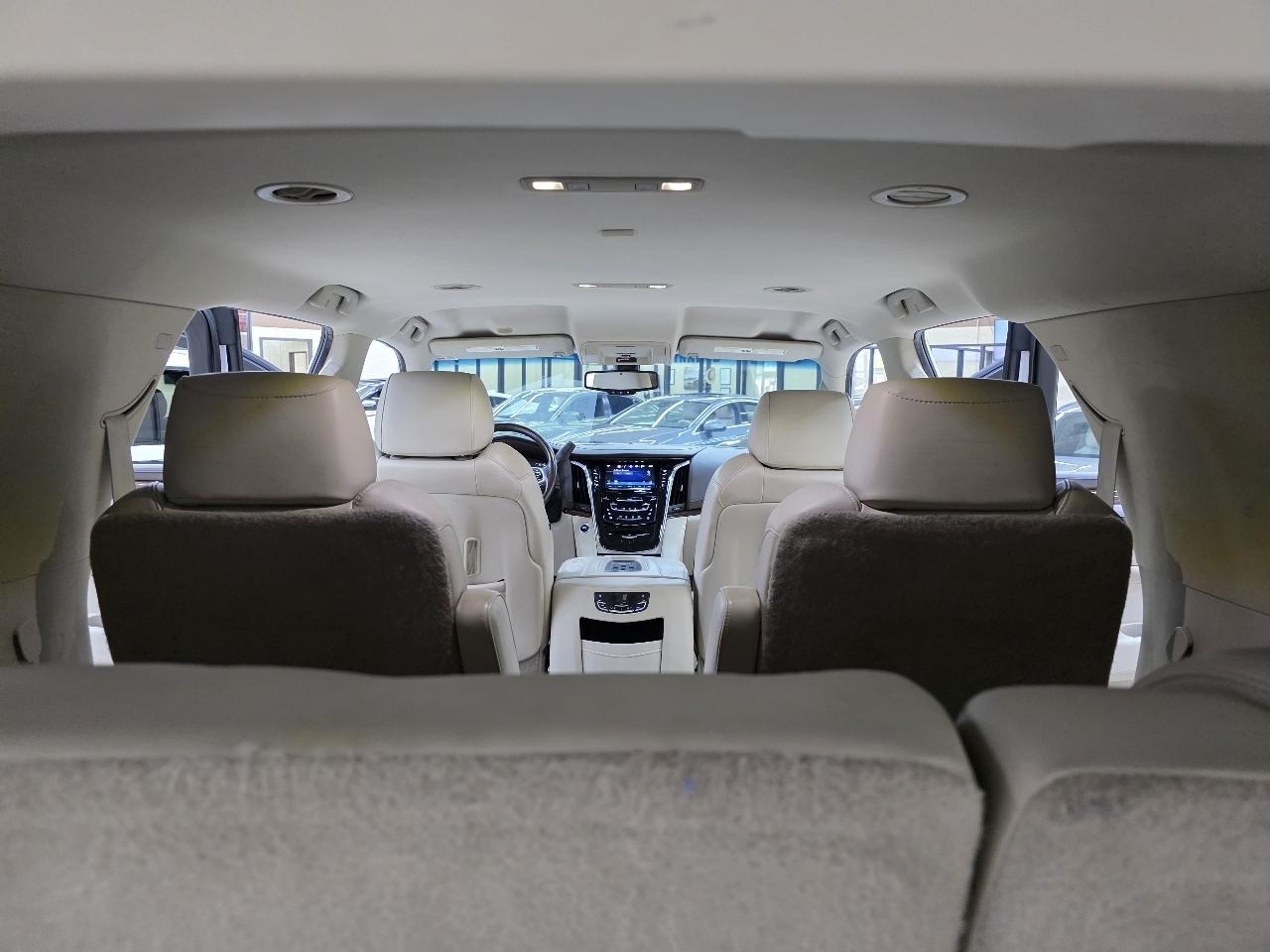 Cadillac Escalade  2016