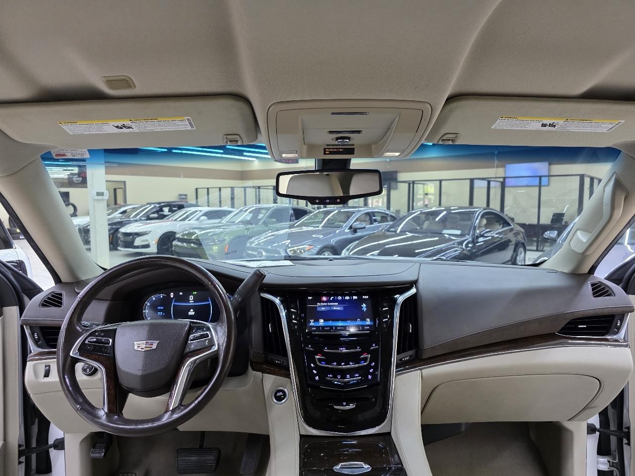 Cadillac Escalade  2016