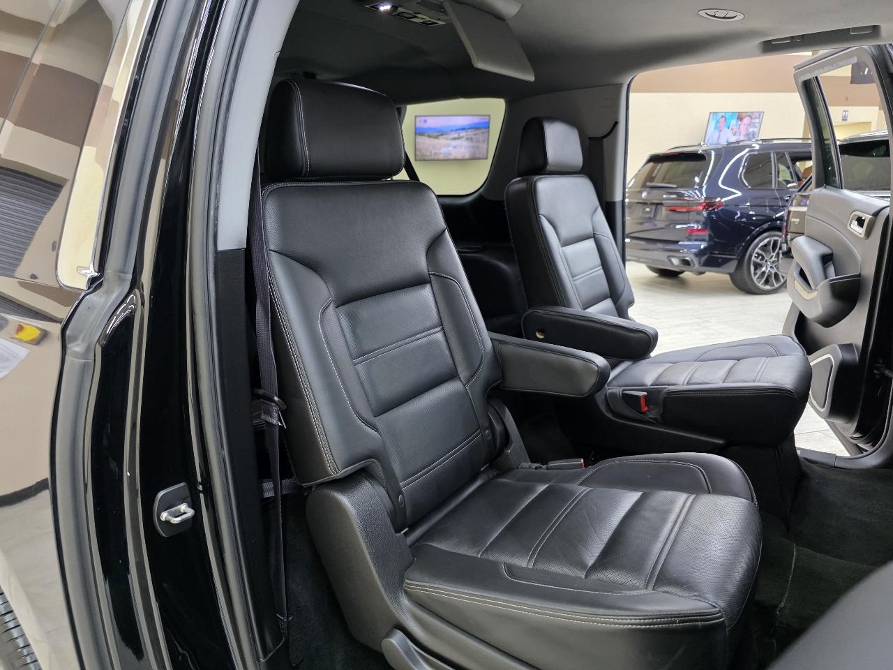 GMC Yukon XL Denali 4WD 2016