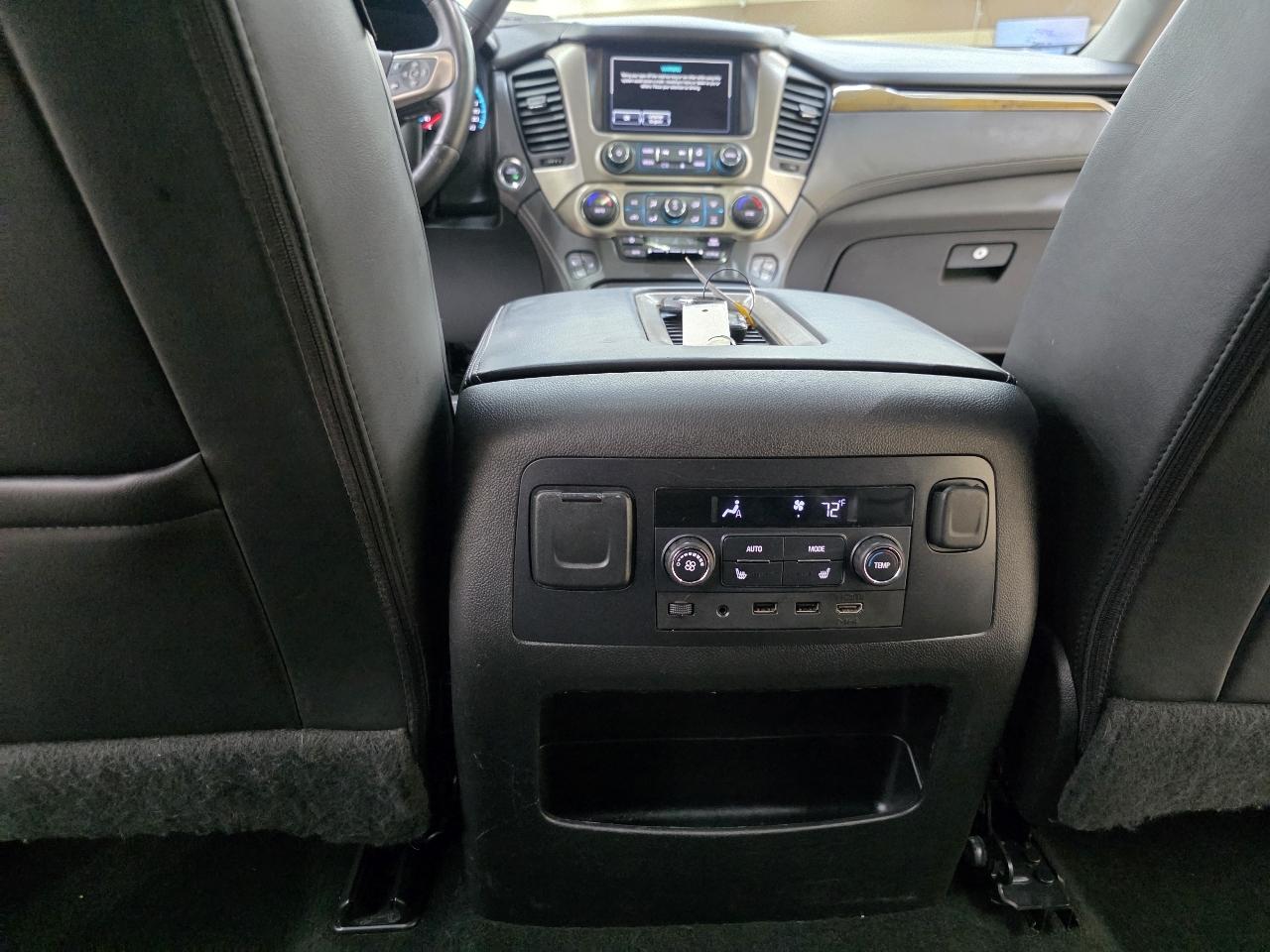 GMC Yukon XL Denali 4WD 2016