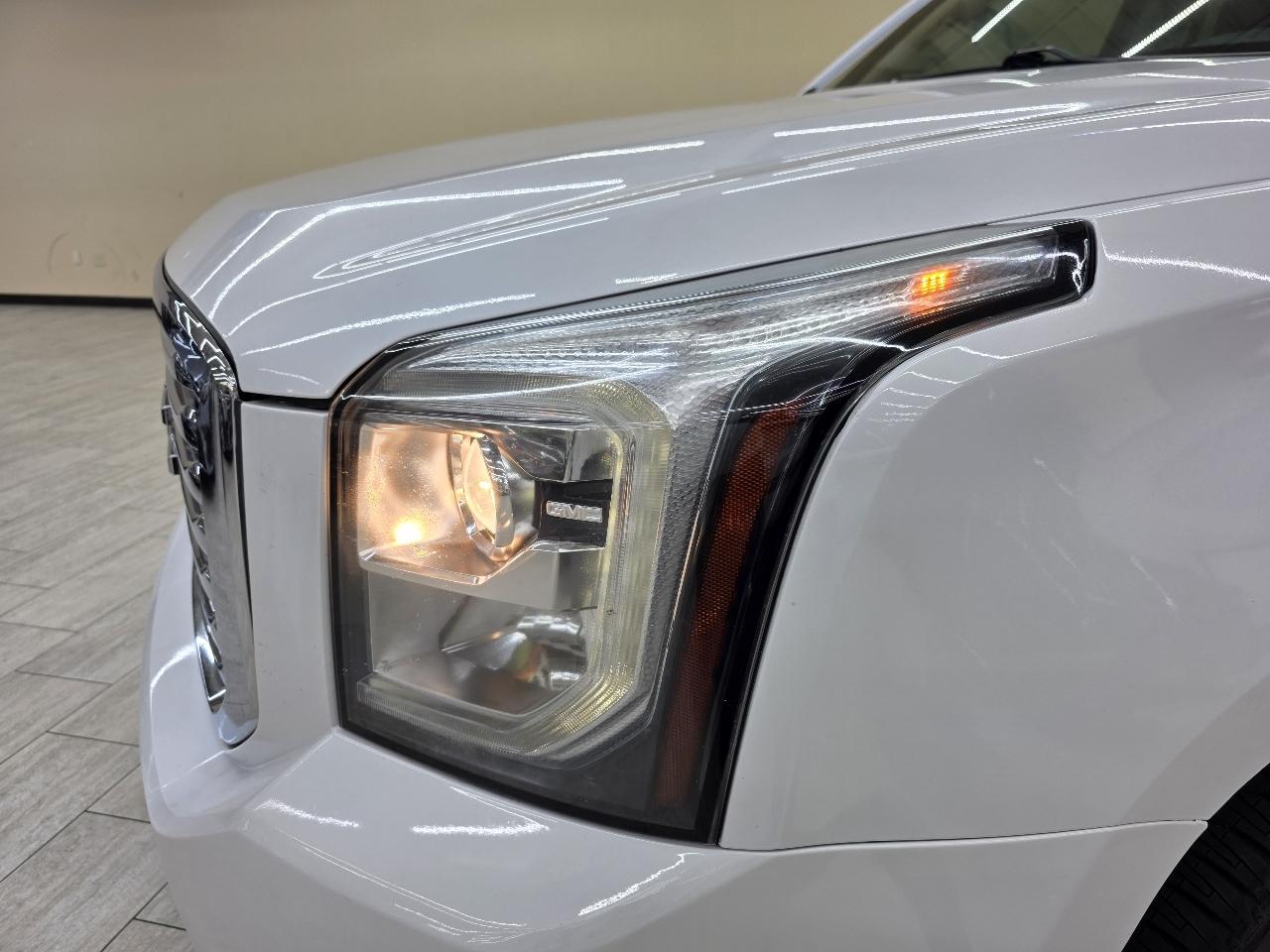 GMC Yukon XL SLT 2WD 2019