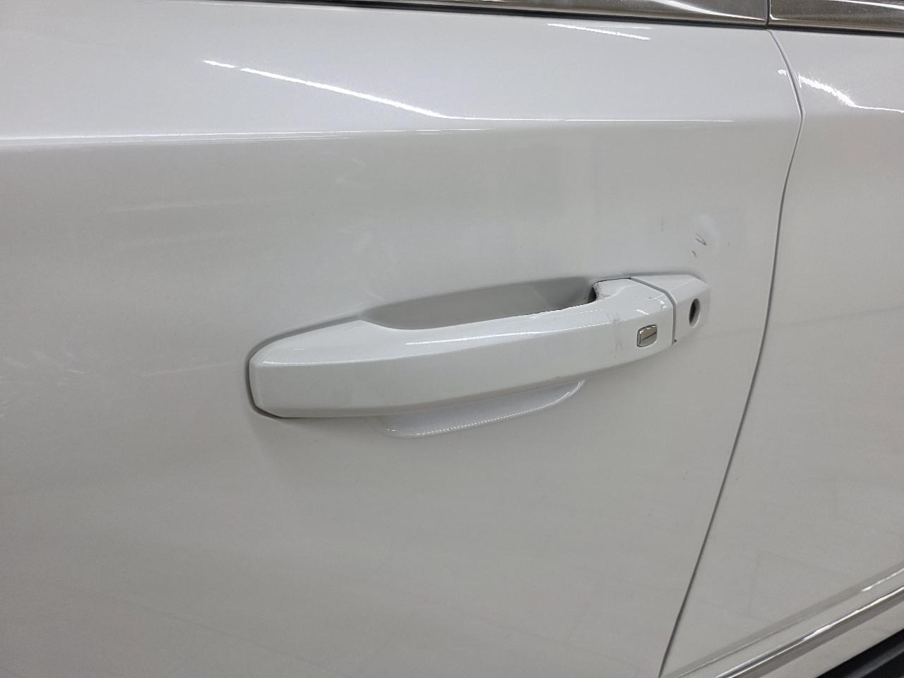 GMC Yukon XL SLT 2WD 2019
