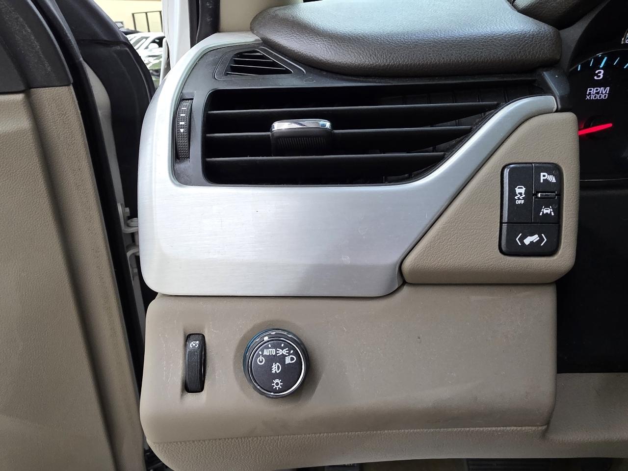GMC Yukon XL SLT 2WD 2019