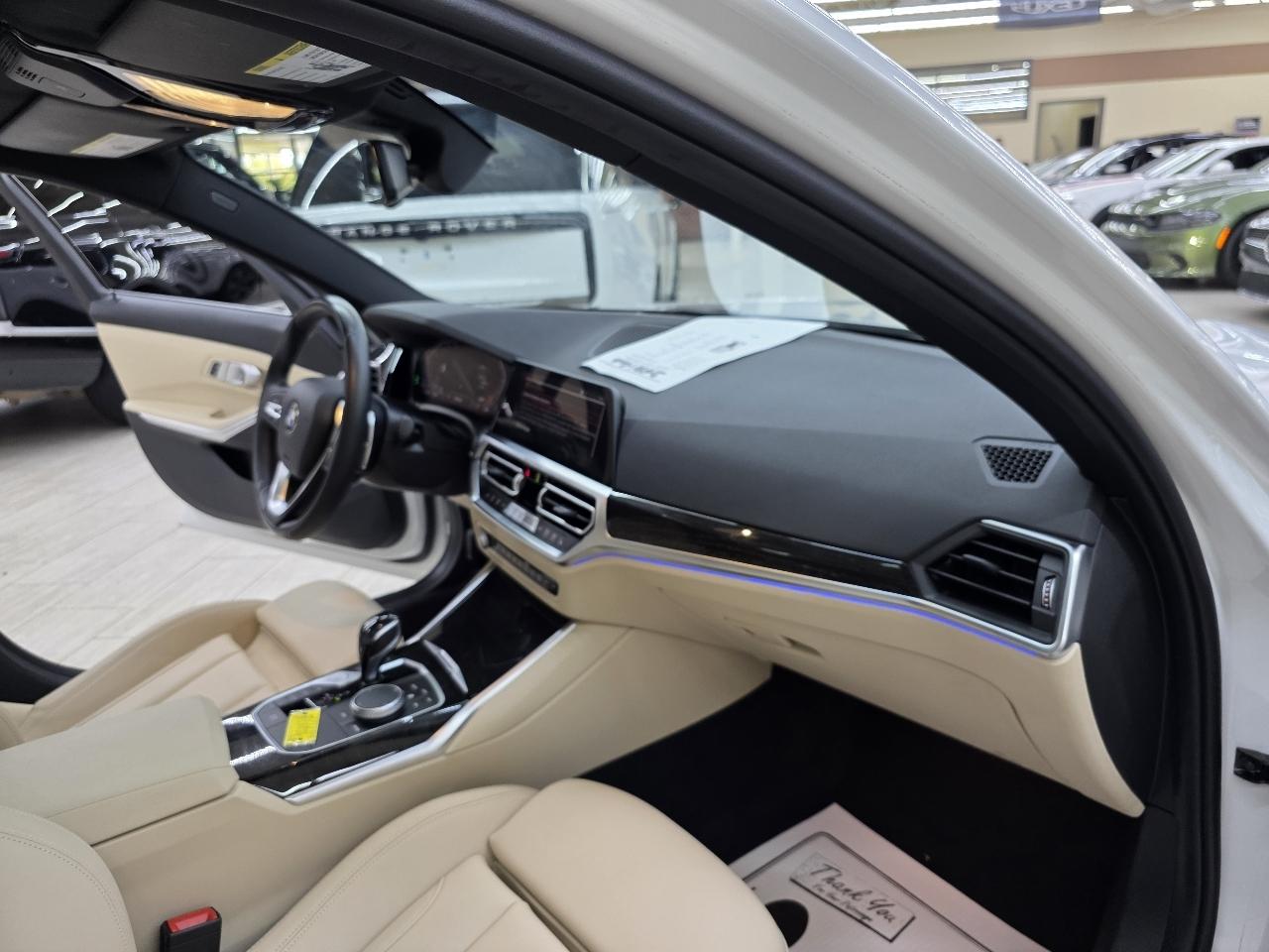 BMW 3-Series 330i xDrive 2021
