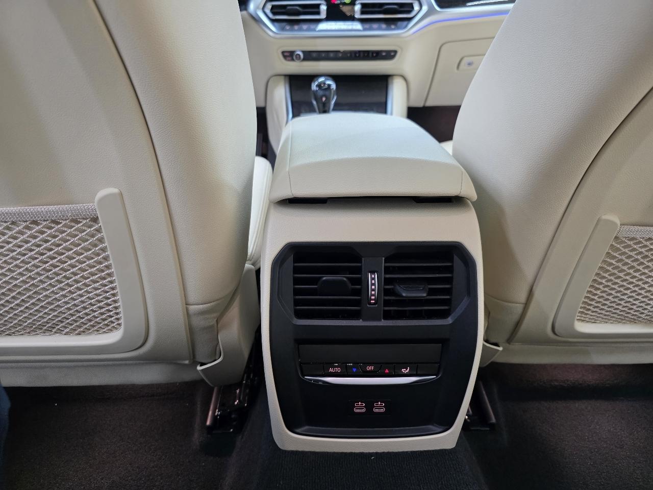 BMW 3-Series 330i xDrive 2021