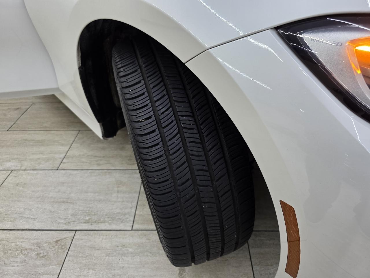 BMW 3-Series 330i xDrive 2021