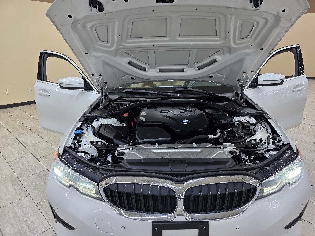 BMW 3-Series 330i xDrive 2021