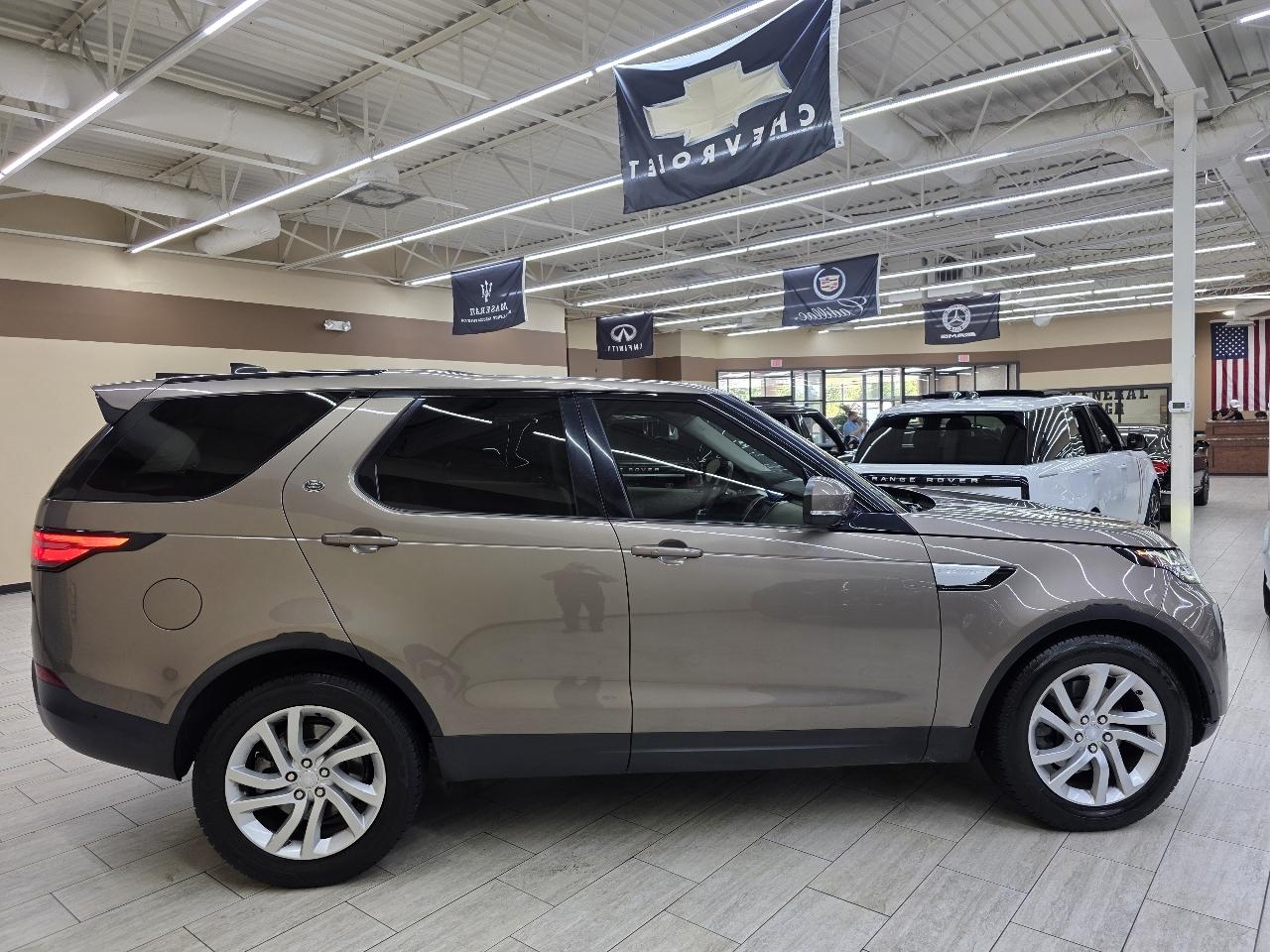 Land Rover Discovery HSE 2017