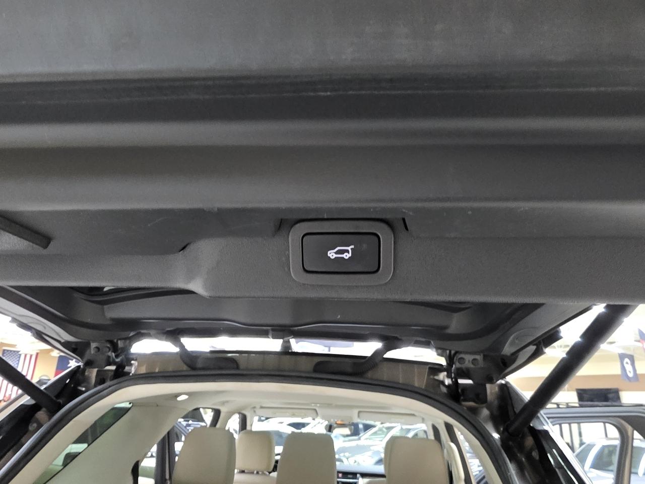 Land Rover Discovery HSE 2017