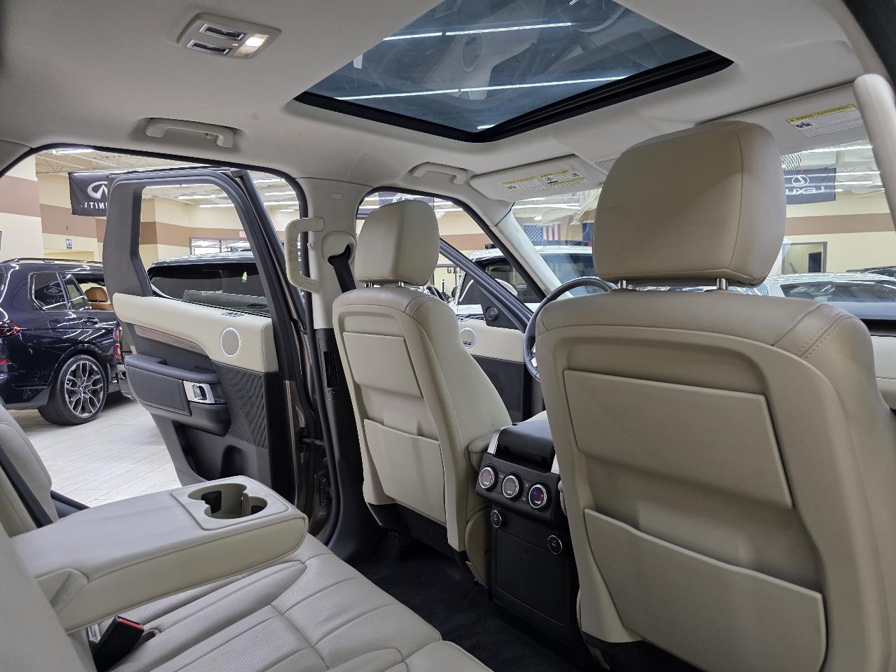 Land Rover Discovery HSE 2017