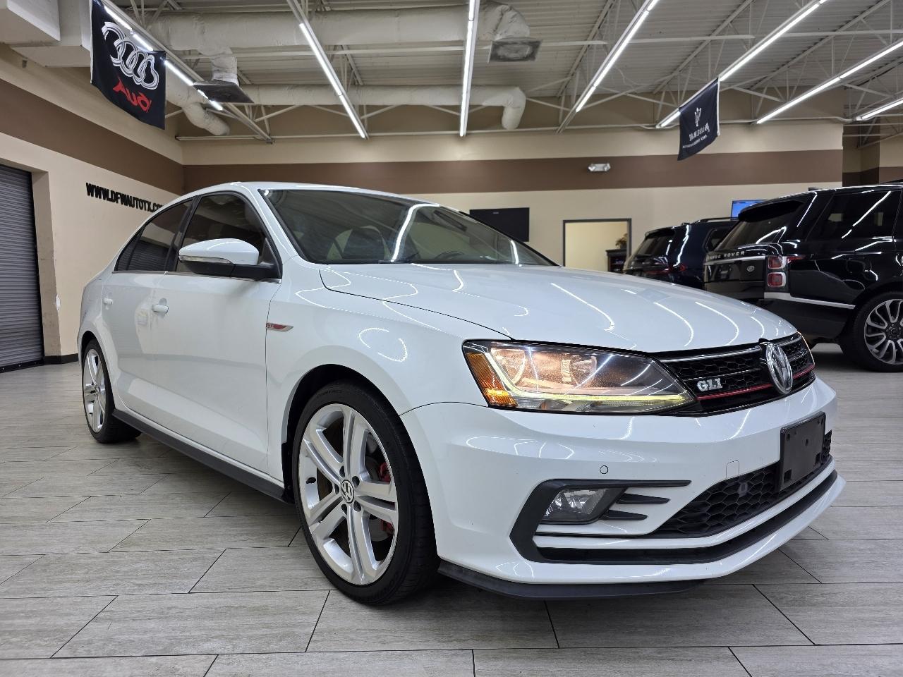 Volkswagen Jetta 2.0T GLI 6M 2017