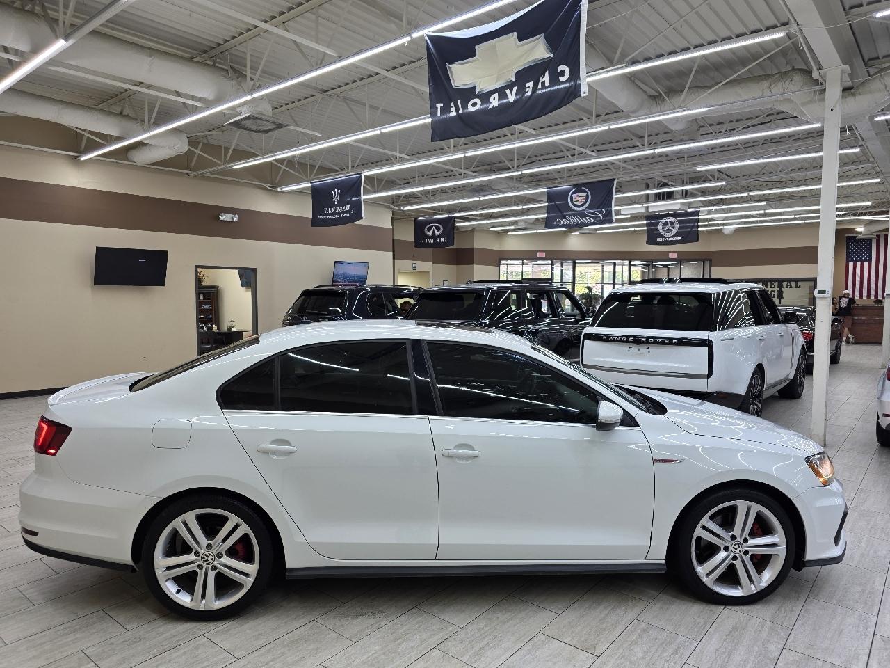 Volkswagen Jetta 2.0T GLI 6M 2017