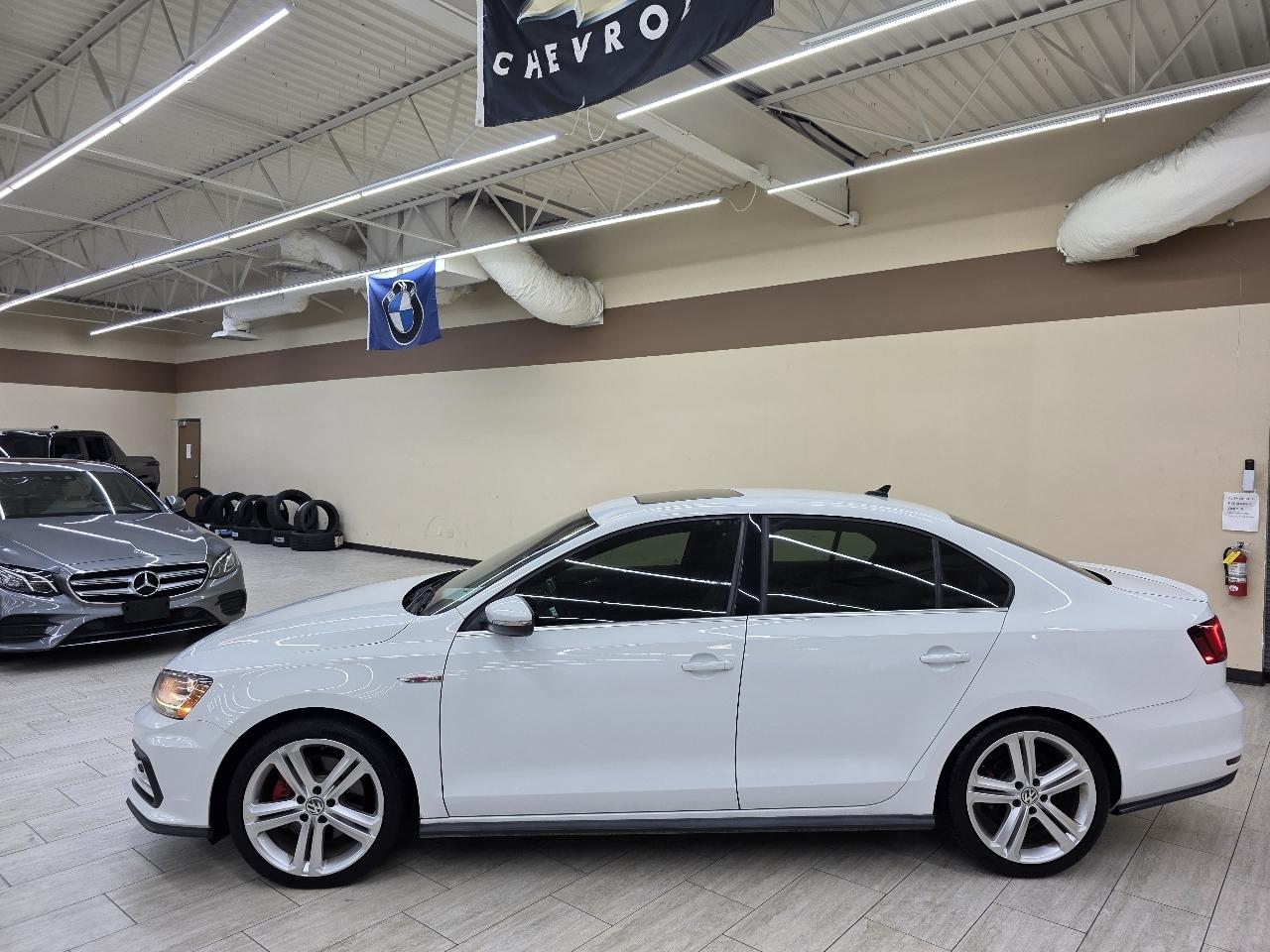 Volkswagen Jetta 2.0T GLI 6M 2017