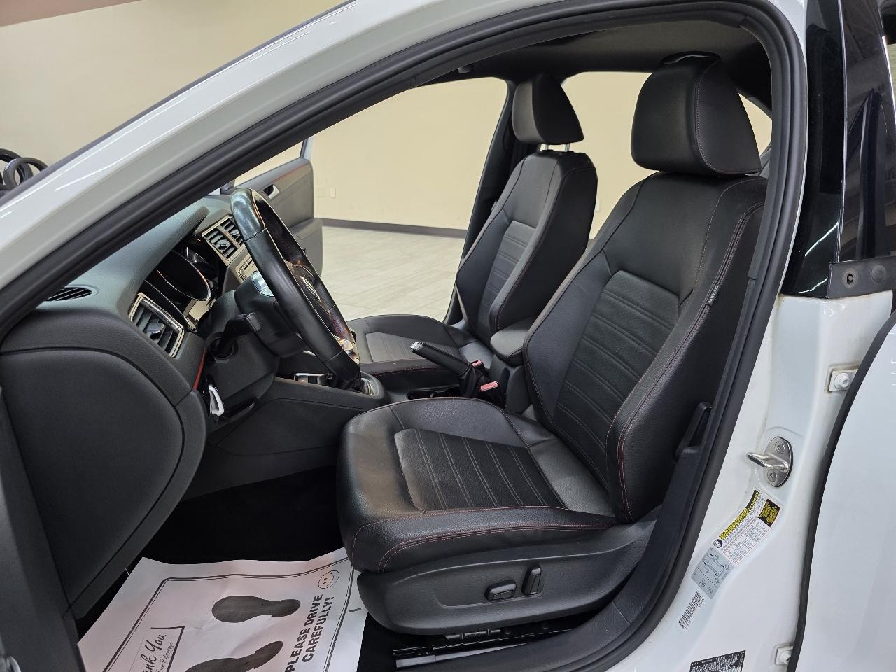Volkswagen Jetta 2.0T GLI 6M 2017