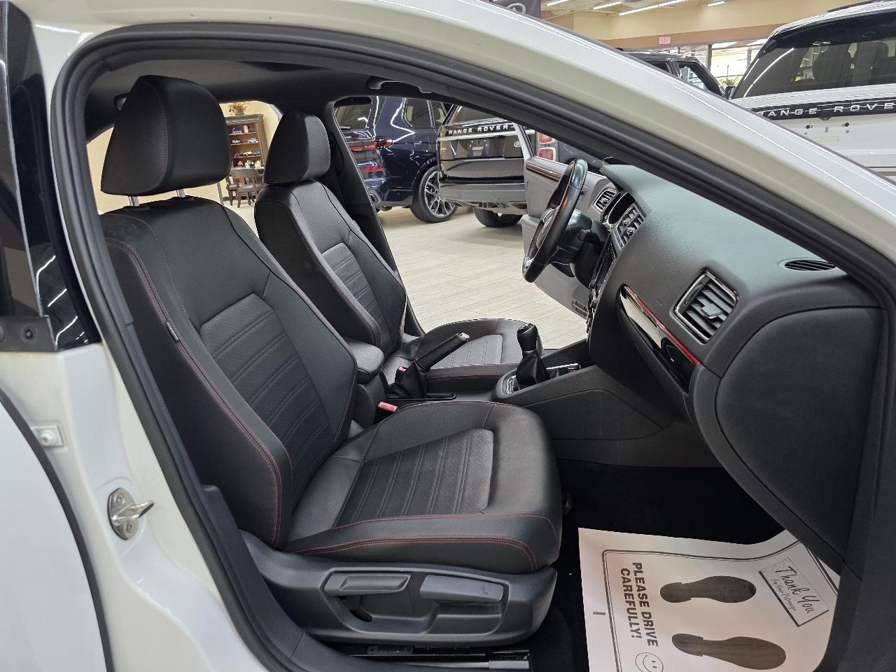 Volkswagen Jetta 2.0T GLI 6M 2017