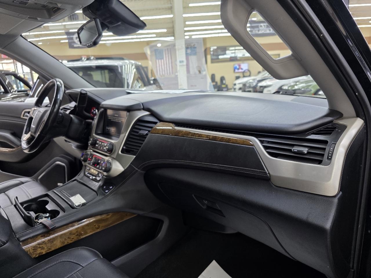 GMC Yukon XL Denali 4WD 2016
