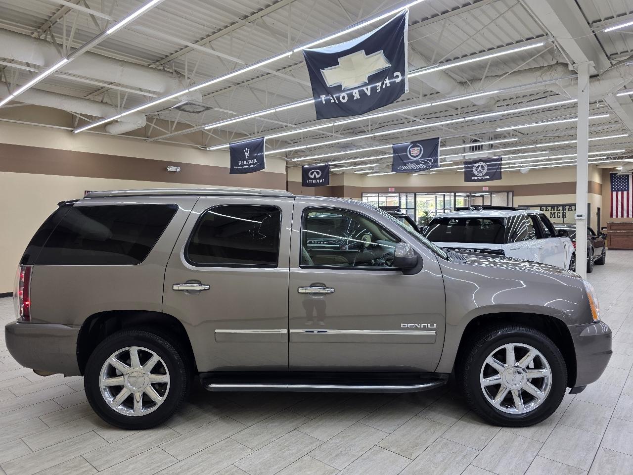 GMC Yukon Denali 2WD 2013