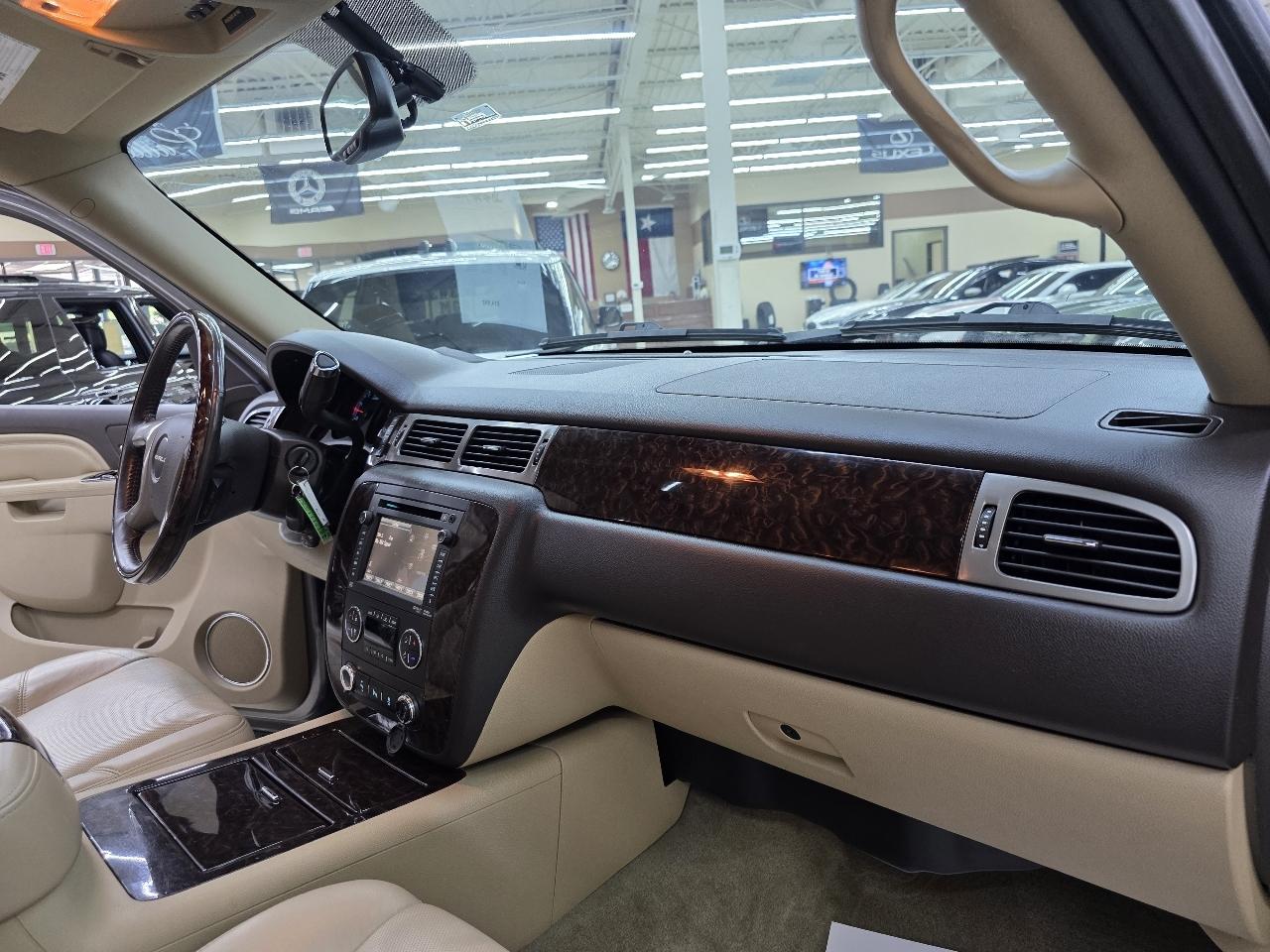 GMC Yukon Denali 2WD 2013