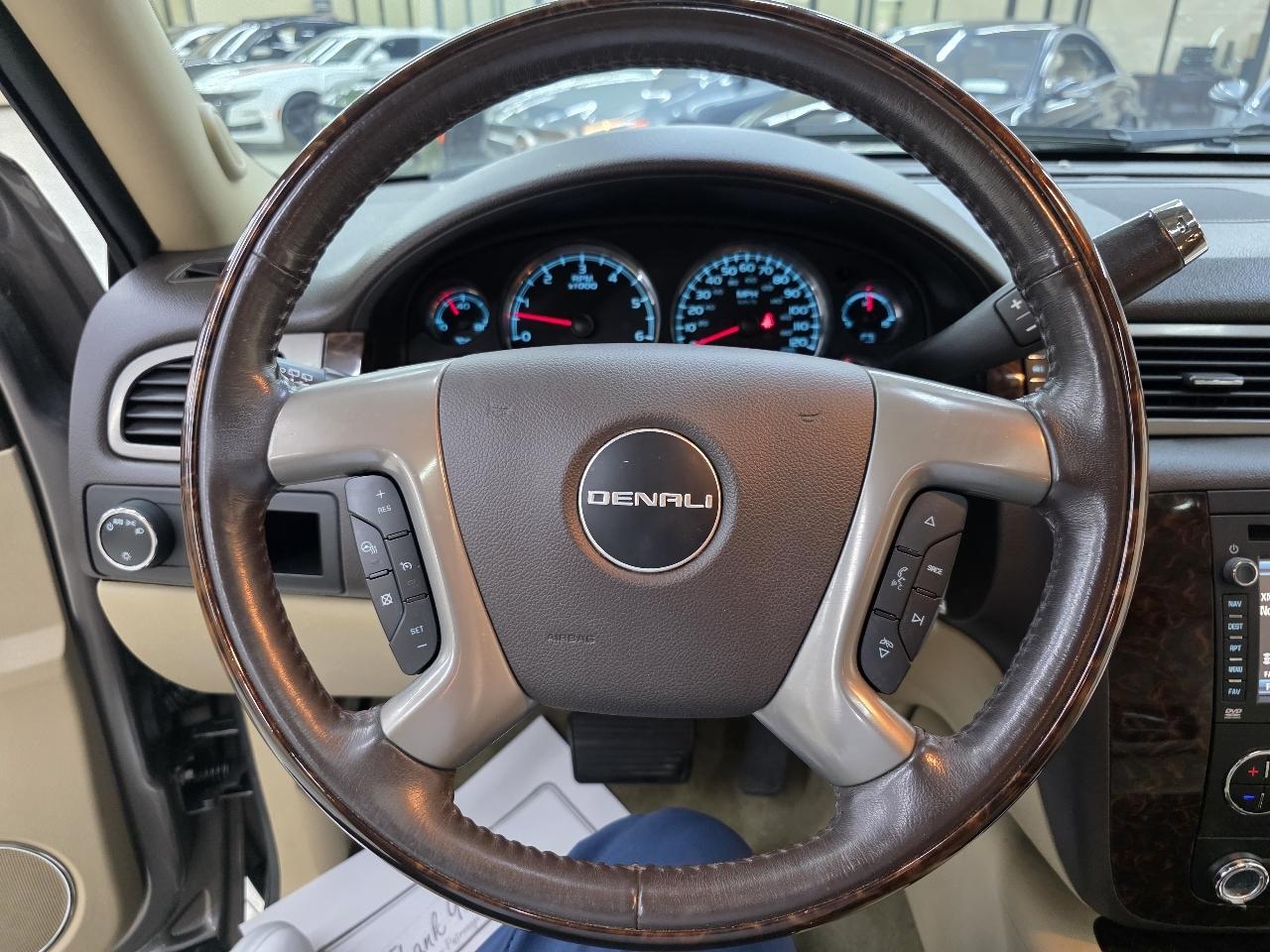 GMC Yukon Denali 2WD 2013