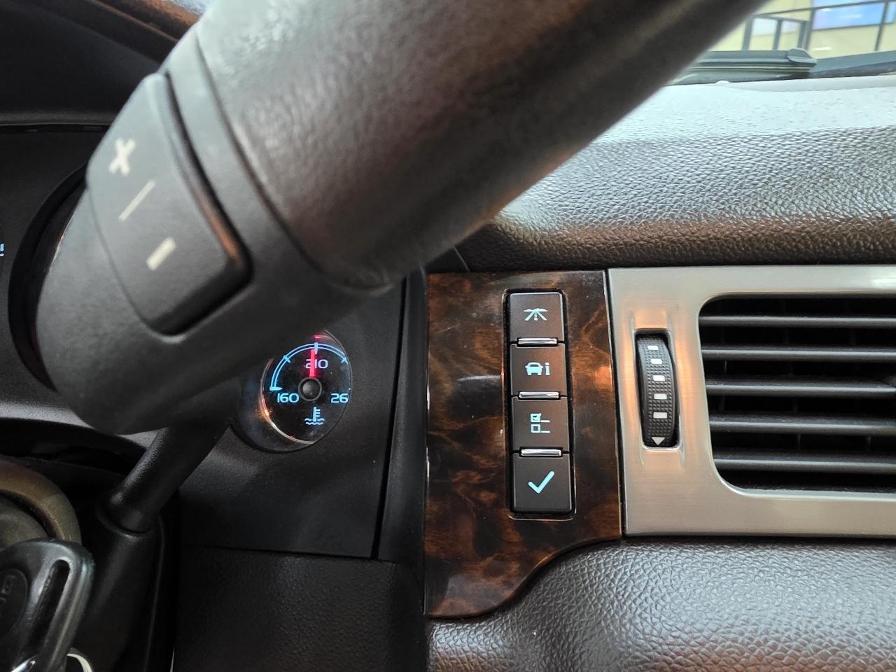 GMC Yukon Denali 2WD 2013