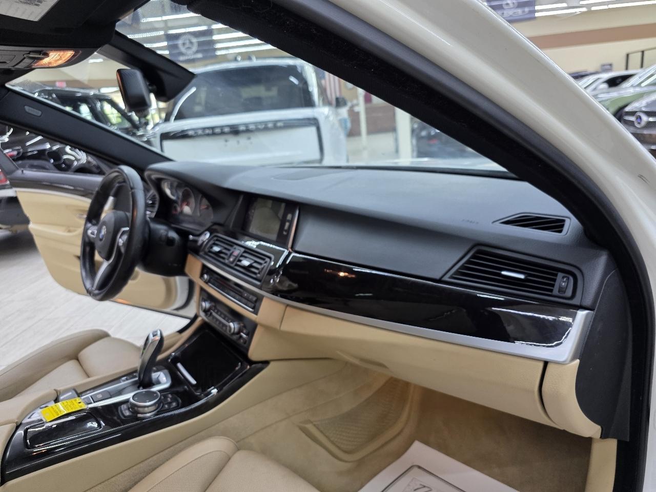 BMW 5-Series 535i 2015