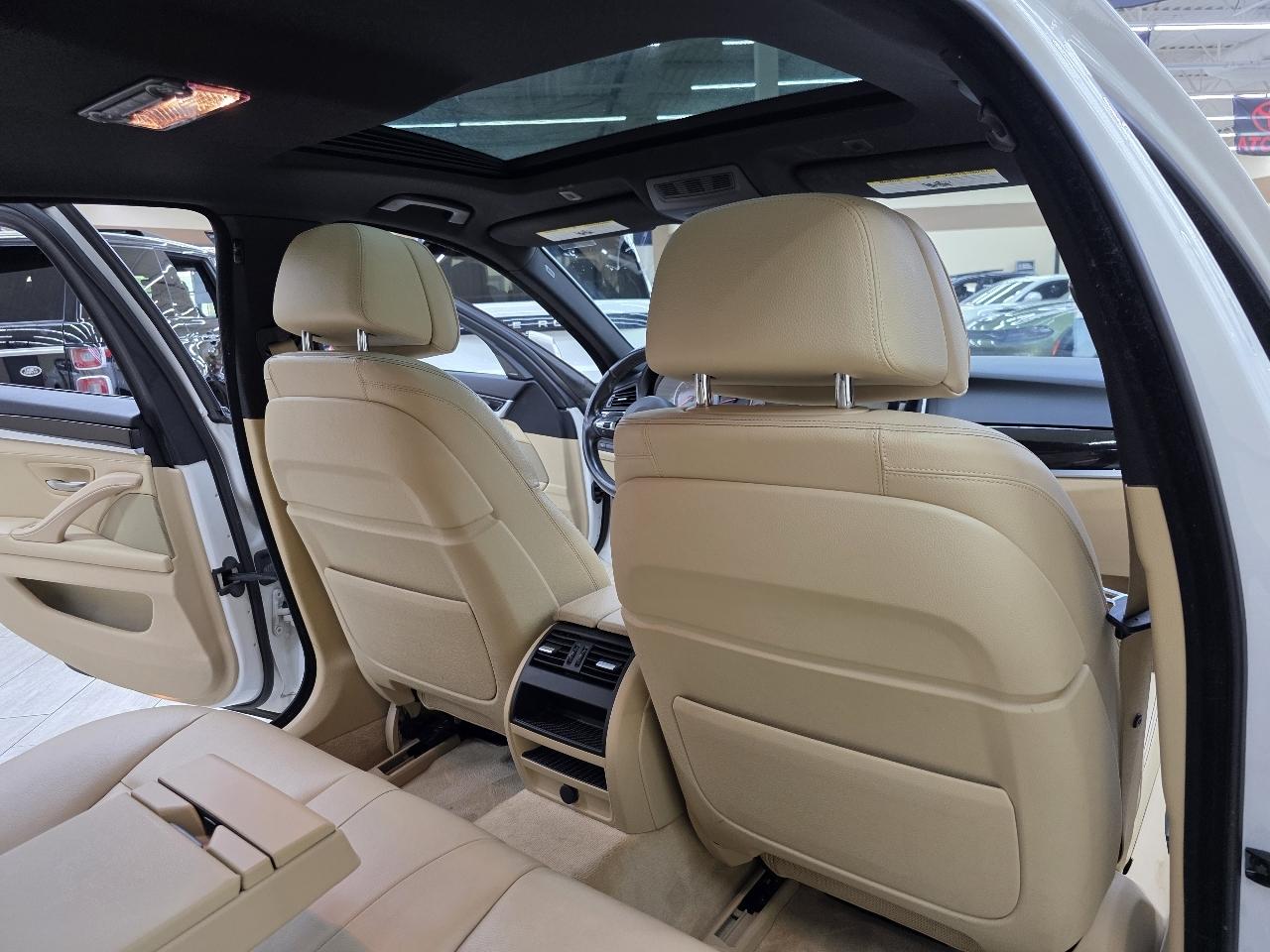 BMW 5-Series 535i 2015