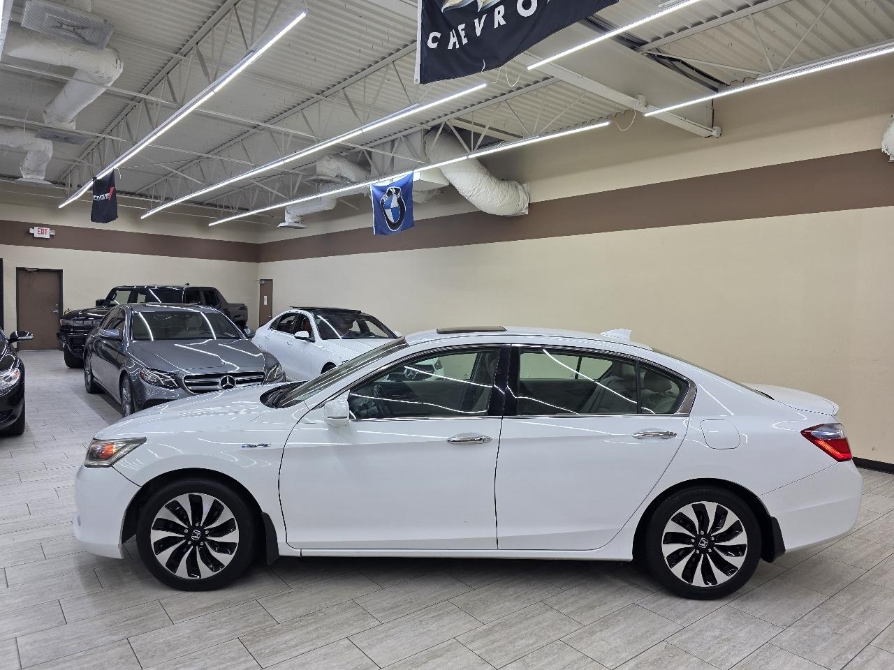 Honda Accord Hybrid EX-L 2015