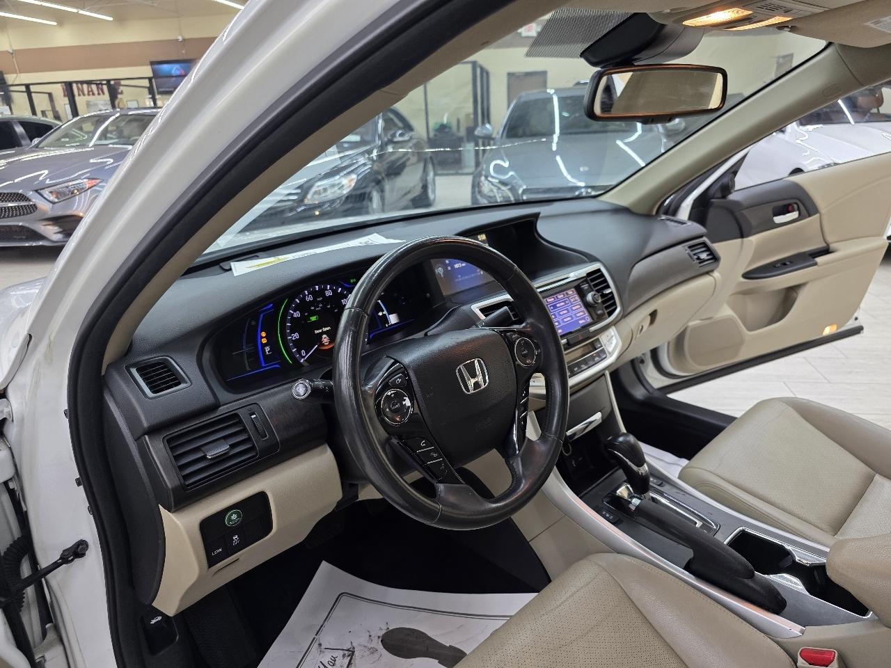 Honda Accord Hybrid EX-L 2015