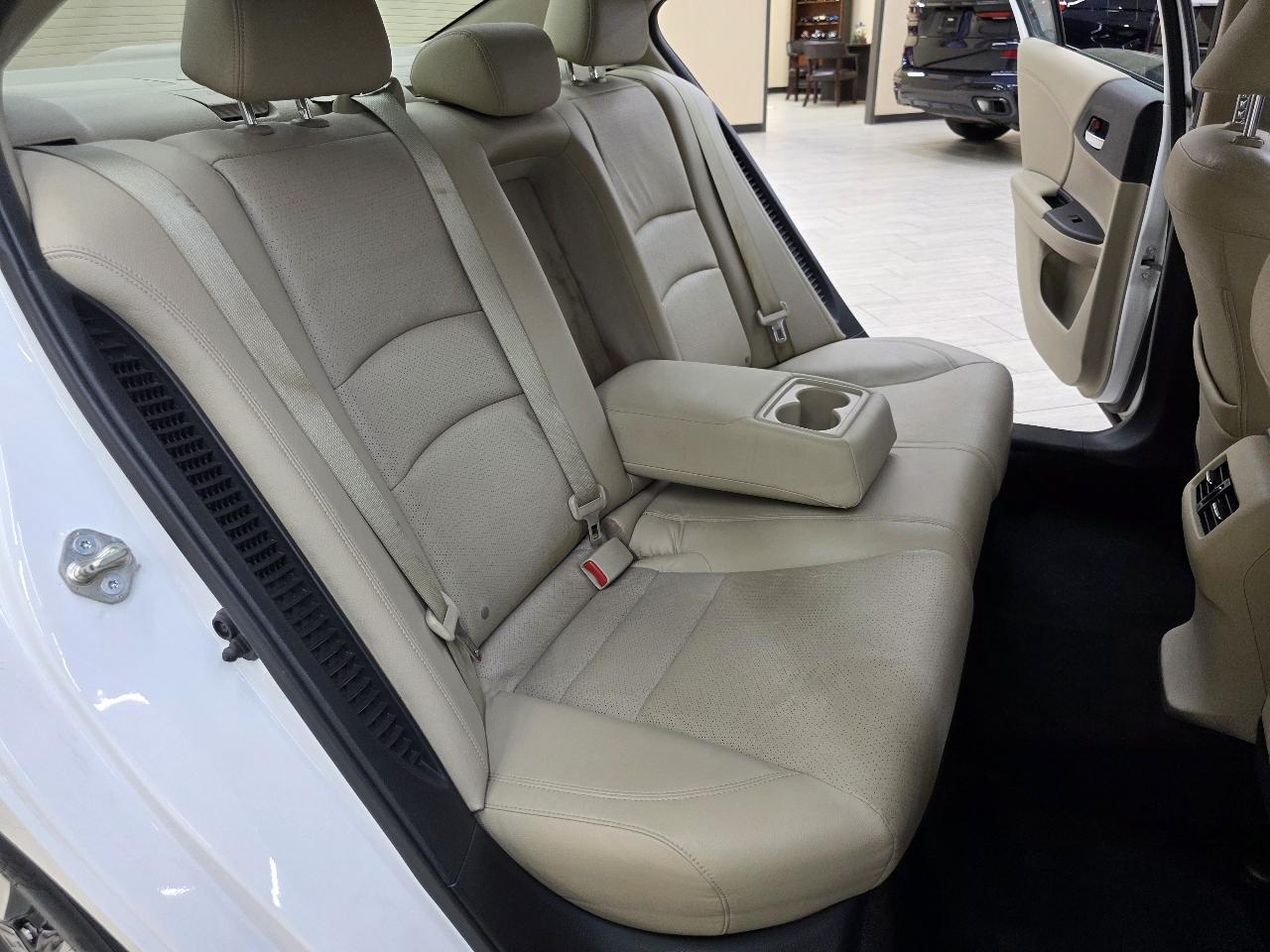 Honda Accord Hybrid EX-L 2015