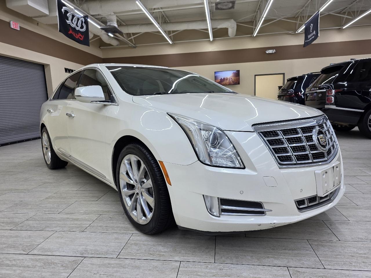 Cadillac XTS Luxury 2013