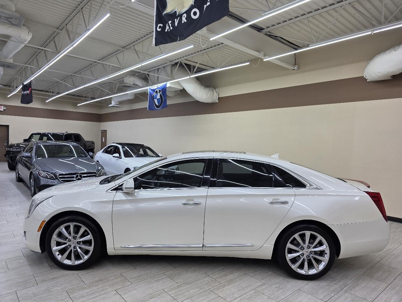 Cadillac XTS Luxury 2013