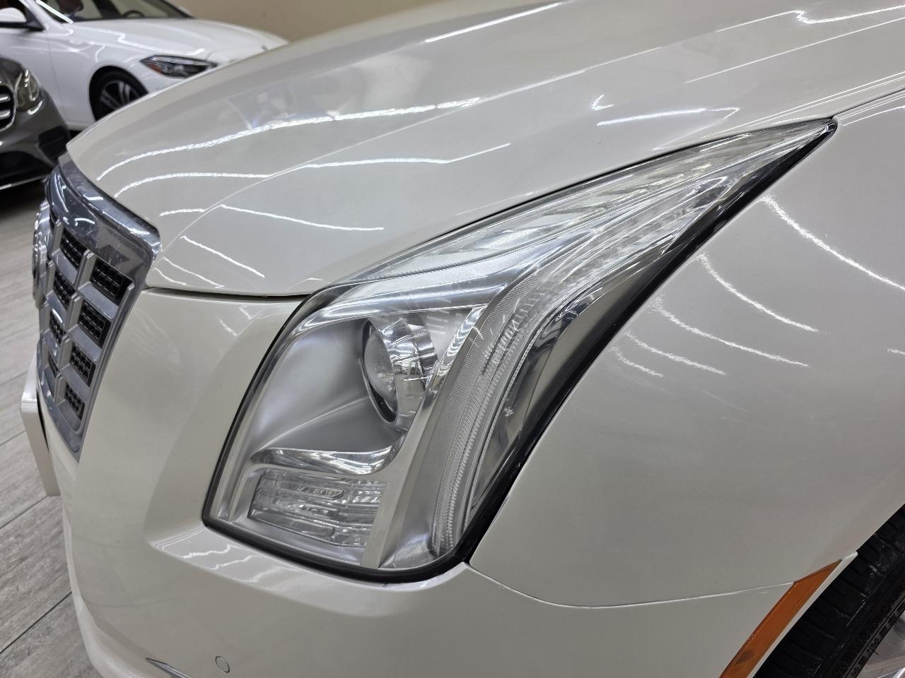 Cadillac XTS Luxury 2013