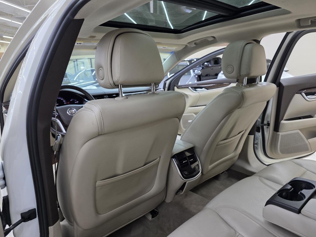 Cadillac XTS Luxury 2013