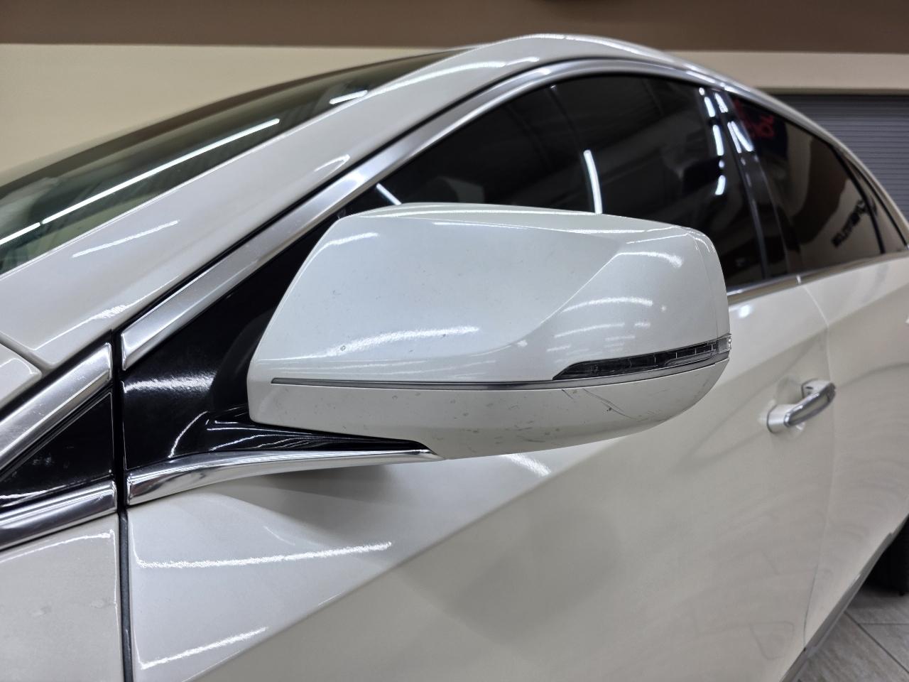Cadillac XTS Luxury 2013