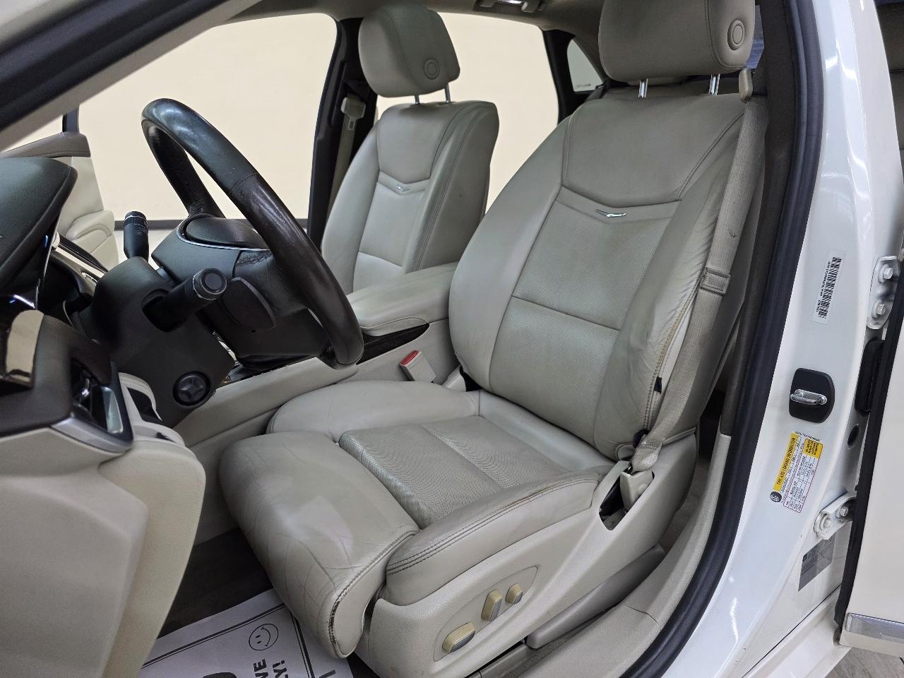 Cadillac XTS Luxury 2013