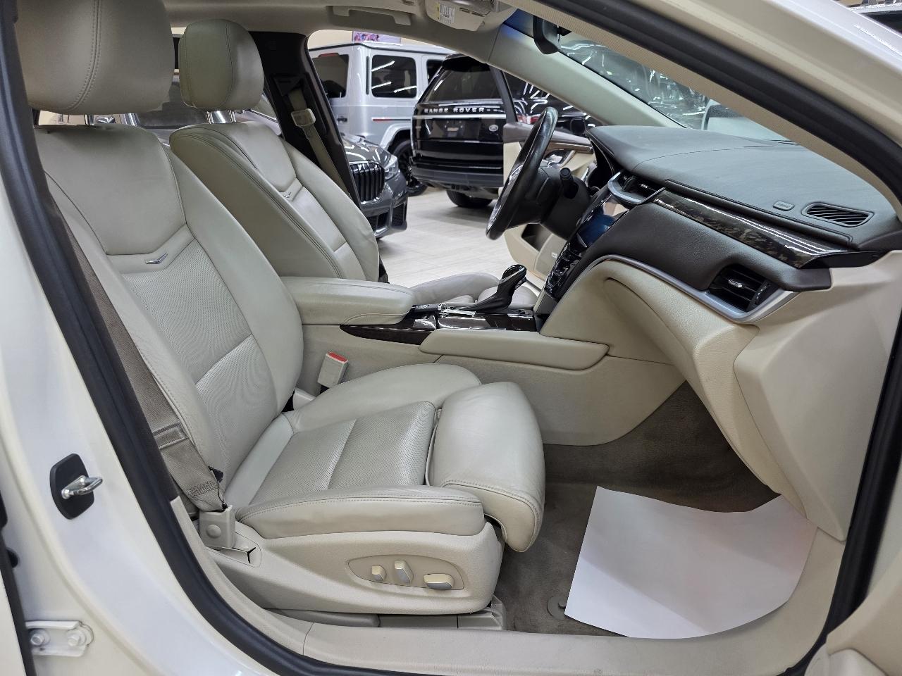 Cadillac XTS Luxury 2013