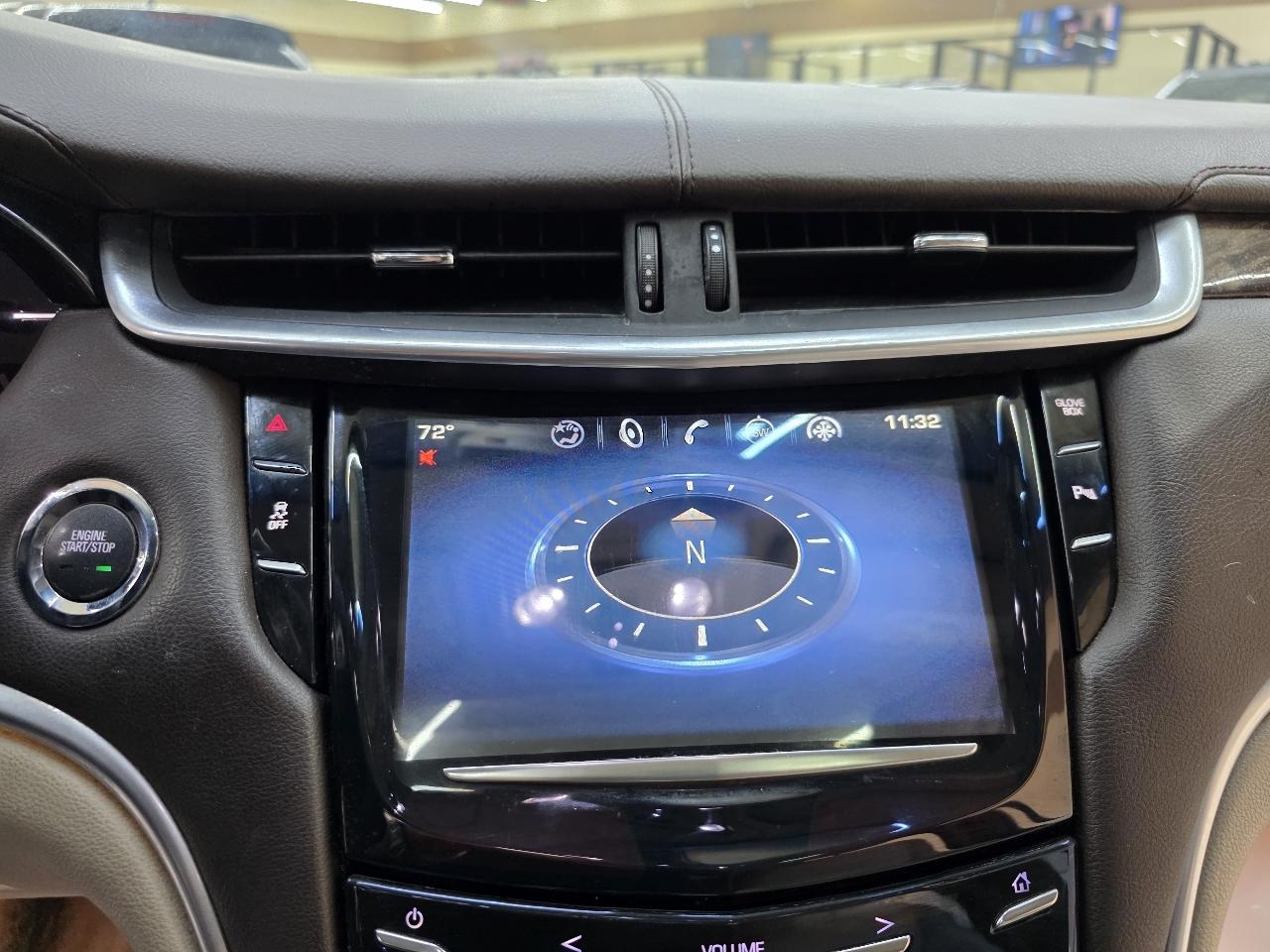 Cadillac XTS Luxury 2013