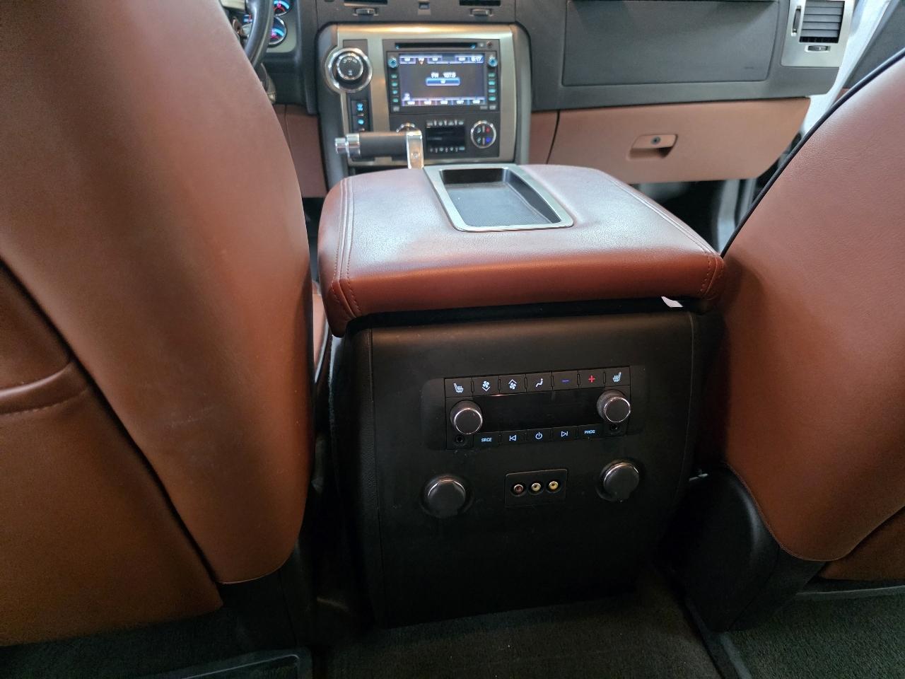 HUMMER H2 Base 2008