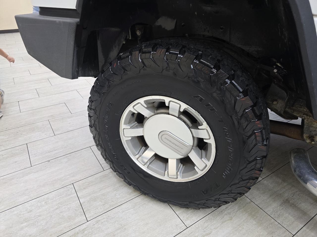 HUMMER H2 Base 2008