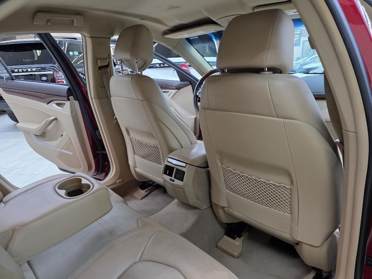 Cadillac CTS 3.0L Luxury 2010