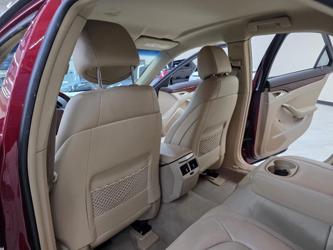 Cadillac CTS 3.0L Luxury 2010