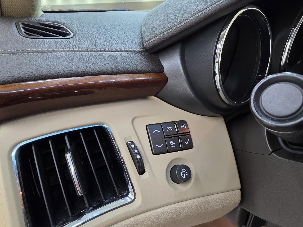 Cadillac CTS 3.0L Luxury 2010