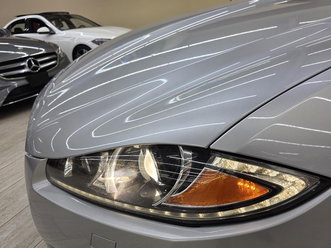 Jaguar XF-Series XF 2.0L I4T 2014